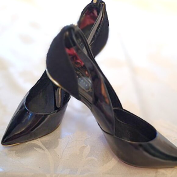 💎Fabulous Ted Baker London Black Patent Leather Pumps with Gold Trim - Picture 1 of 7